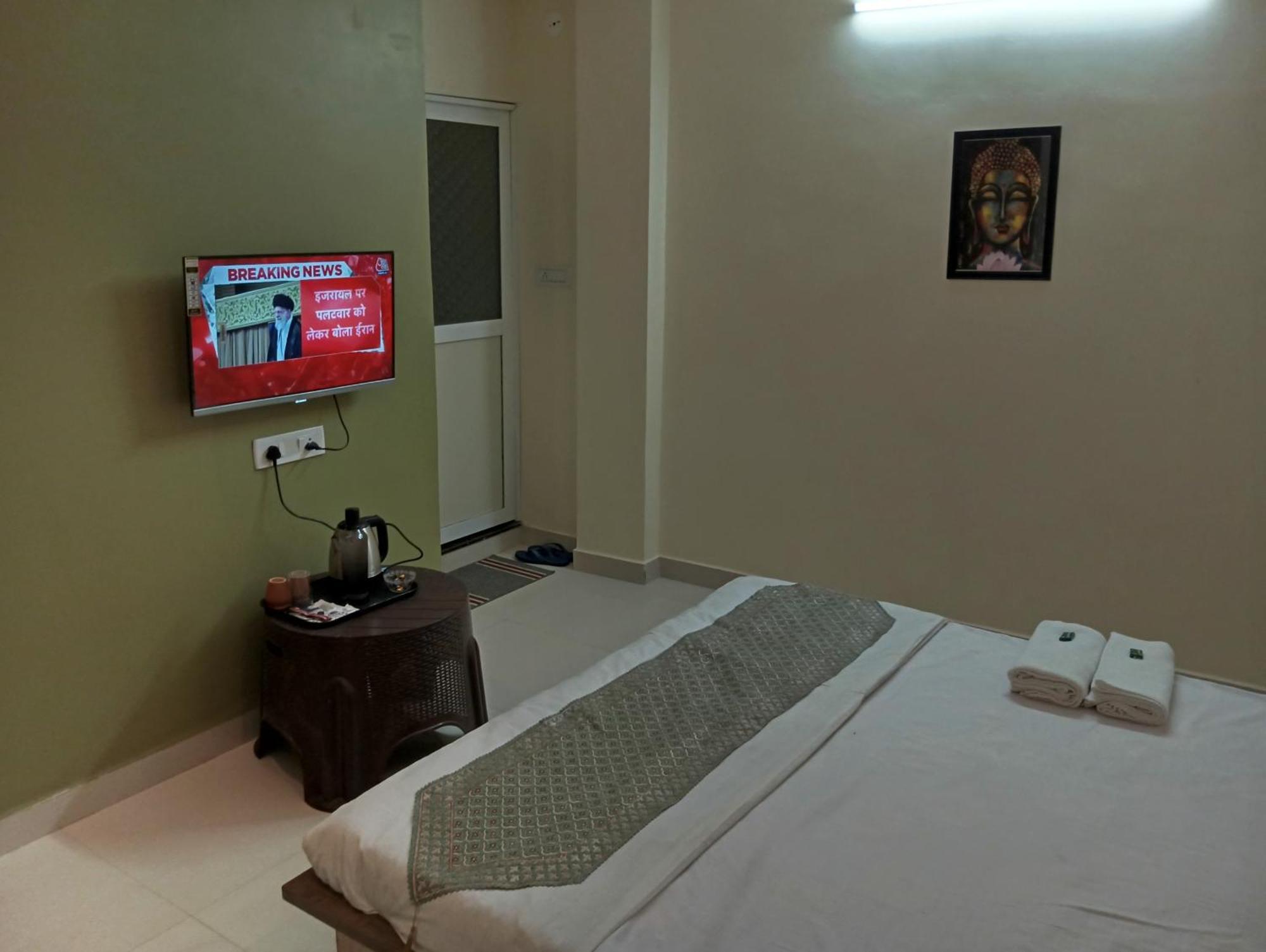 Hotel Shivashray Luxury Stays & Inn Ujjain Phòng bức ảnh