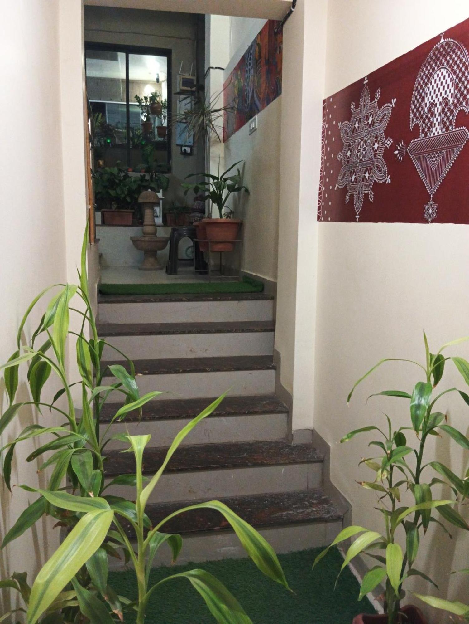 Hotel Shivashray Luxury Stays & Inn Ujjain Ngoại thất bức ảnh